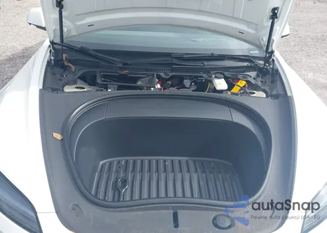 2024 Tesla Model 3 Long Range Dual Motor All-Wheel Drive/Rear-Wheel Drive z USA, uszkodzony, nr VIN 5YJ3E1EA4RF747363